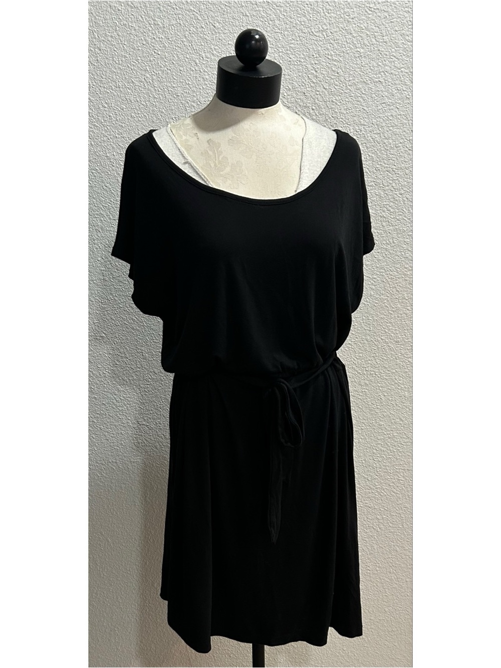 Bobbie Brooks Women’s Knit Dress Black 1X Belted Scoop Neck Stretch Loungewear